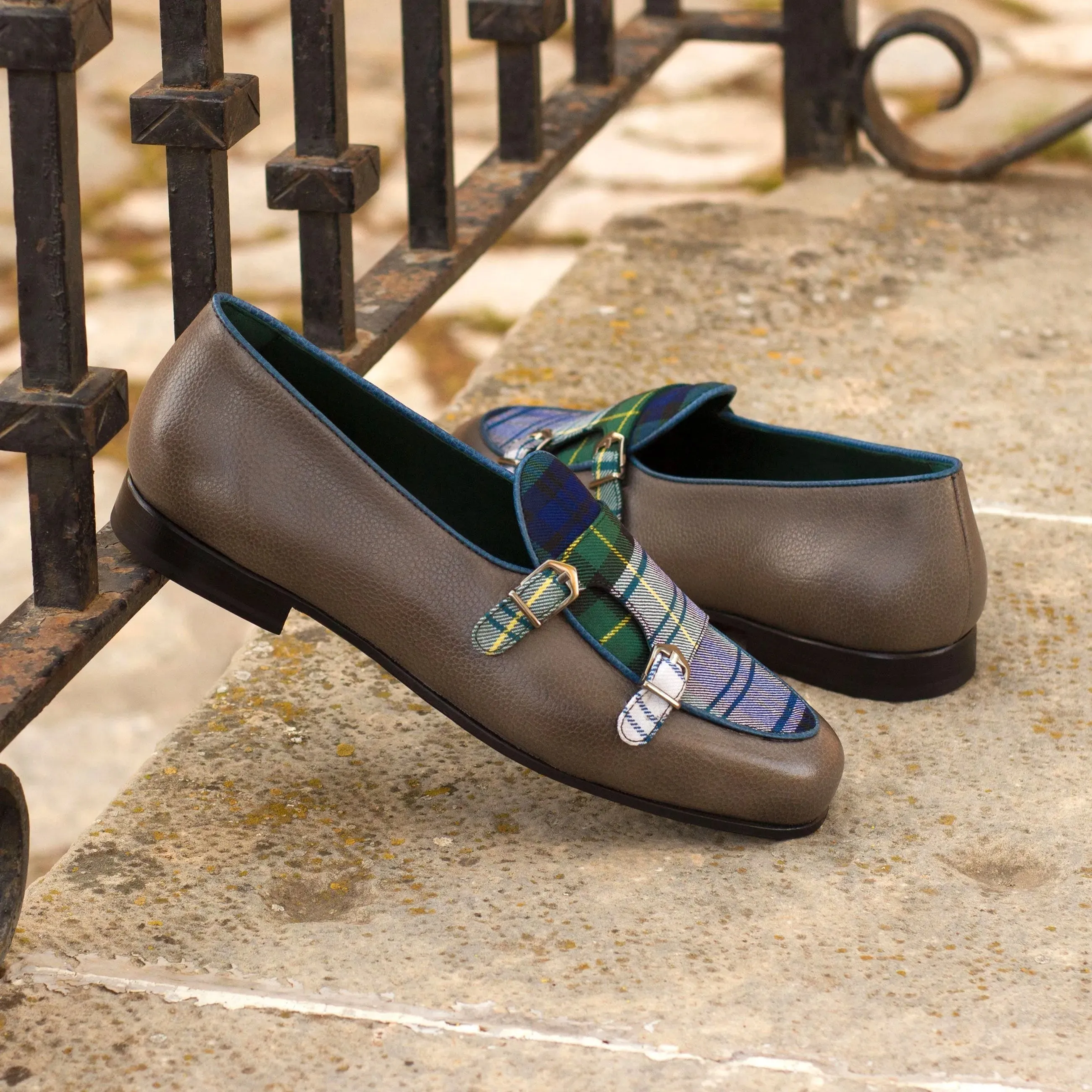 Forest Monk Slipper