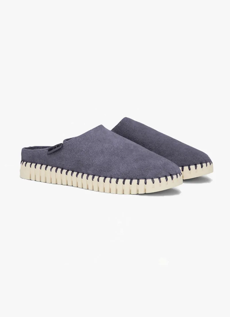 Tulip Flannel Slip-On Mule